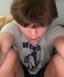 Gaytwinke22