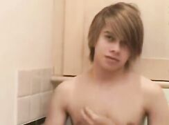 Hot boy nude jerk off solo twink porn tube