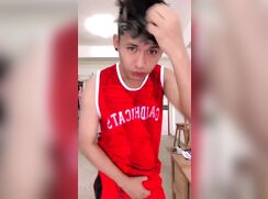 Modelo Miller Ferreira, 19 anos. Latino Twink Porn Cam