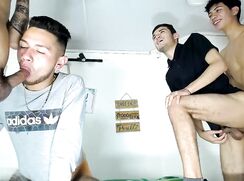 watch the best twink......