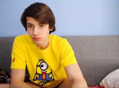 Minions Boys Porn Cam Show C’est banana! Hahaha