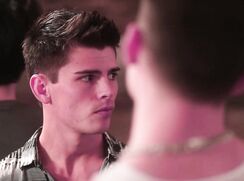 Gay Porn Tube Jeune poulet  blanc pour la banane noire ☺☻