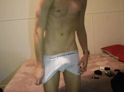 I live and jerk off real in Australia boys porn