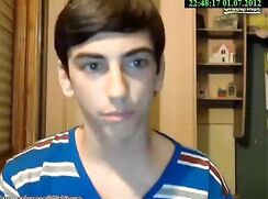 Shy twink on Chaturbate cam boys porn