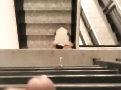 College Hunk Cums On Unsuspecting Victim