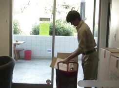 Delivery Boy’s Special Welcome Gay Porn