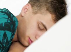 Wake Bareback Gay Porn Videos