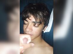 Teen sucking cock cum on face boys porn
