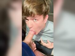 Guy sucking cock in McDonald’s toilet boys porn