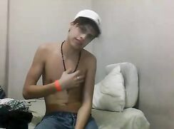 White Capped Jerker Twink Gay Porn Tube