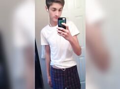 Twink jerking in the bathroom selfie porn