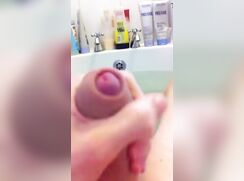 Cum In My Bath Cam Boys Porn