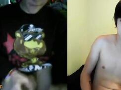 WEBCAM entre amis 233 part 2 super twink tube boys