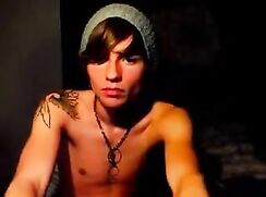 sexy wank on cam boys porn (cum)