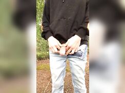 [MC]-[033] Jerking my 20 year old cock outside early morning