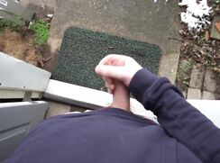 [183] The family went sledding today!