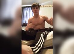 dom Jock shows off his hot feet twink porn tube