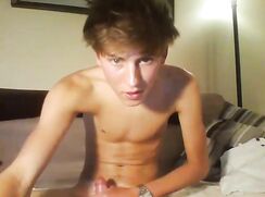 Blondie Eats Cum Gay Boys Porn