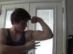 Levi in singlet gutpunchfsu