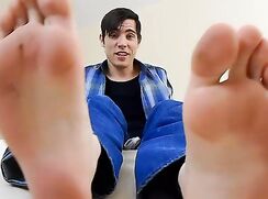 Teen wants you to worship his feet twink porn