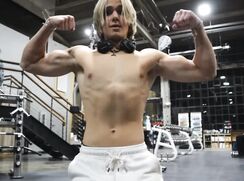 AA Vid - Super cute hot sexy blond boy workout with friends tube