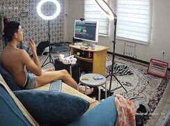 dicker that delivers, SPY CAM