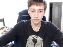 Skinny boy shows his muscles boys porn cam