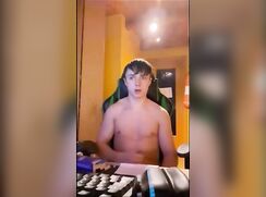 fit 20y gamer jerk & cum