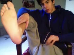 19y Chav feet & sox fetish