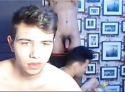 ♥ Gays se comen y follan a pelo de forma rara ♥