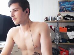 pinoy baştan, WEB BRO