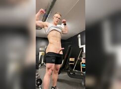Dude takes his Boner out at the Hilton Gym