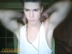 Hot Ommegle Boy talks long & cums in seconds