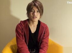 ASIAN／JAPANESE PRETTY TWINK HAVE HIS FORESKIN SQUEEZD GAY PORN 33