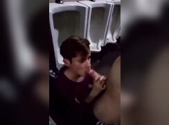 Risky suck off guy in public toilet