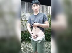 asian　cute boi  public　wank (no cum)
