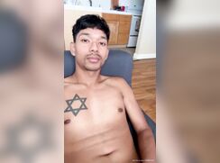 Sexy boy jizzes cam boys porn
