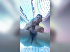 [ABX][298] - Added sun cream