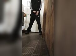 [ABX][514] - Quick cum in dormitory loundry room