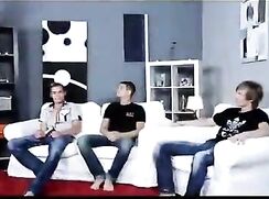 Luscious Twinks Bareback Foursome Gay Porn Videos