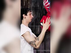 I'am the real Spidermen .....