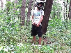 [ABX][857] - Outdoor cumshot in the forest MX helmet DC skater sneakers
