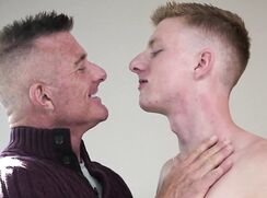 Twink Raw Filled By Daddy   SU  n