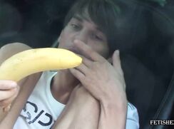 Banana Fun in Car Ton Boys Porn