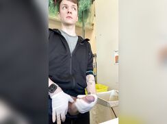 [ABX][884] - Jerking off at work - At the counter!! - With risky cumshot