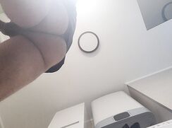 Getting anal plug in