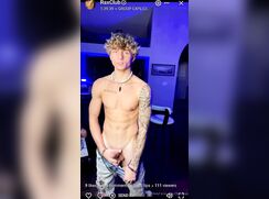 Dude Beats His Soft Cock on Camera