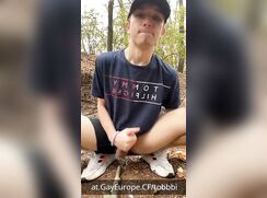 A European couldn't stand cruising the place and jerked off