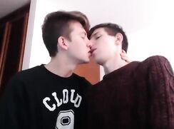 BAH - Two Cute College Cam Boyz Sucking Cock