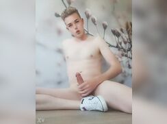 Boy Keeps His Trainers On Gay Teen Porn